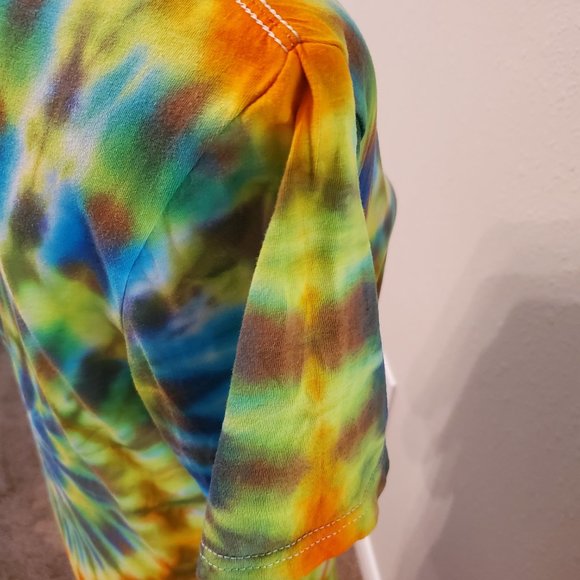 tie dye boho style unisex T shirt size S. 100% soft cotton. - Picture 6 of 10
